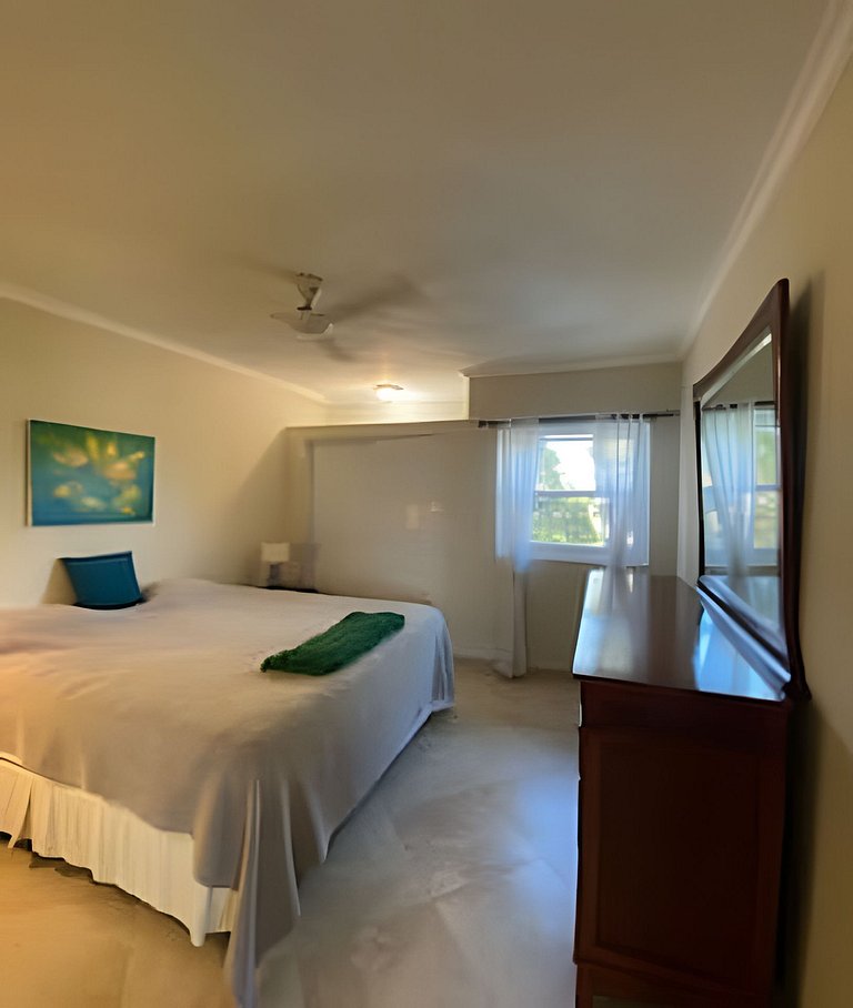 Cozy apartment just steps from the beach