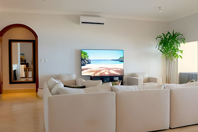 Spacious Beachfront Retreat, steps to Cabarete Fun