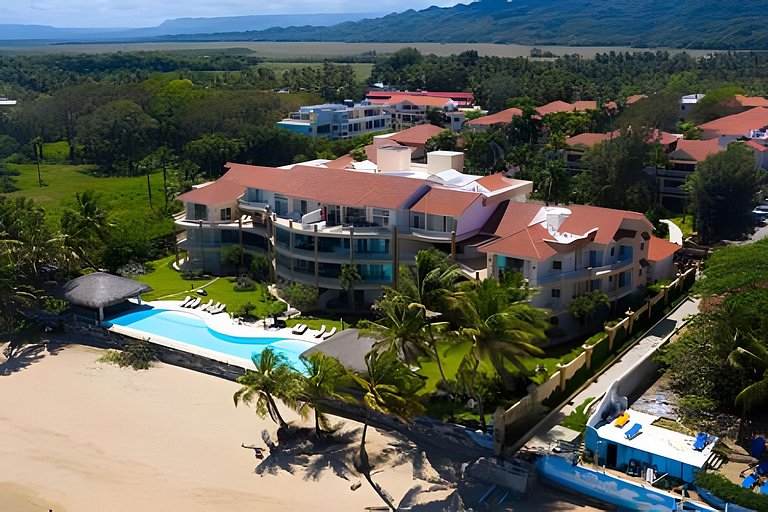 Beachfront Oasis at Ocean One: Ideal for Families