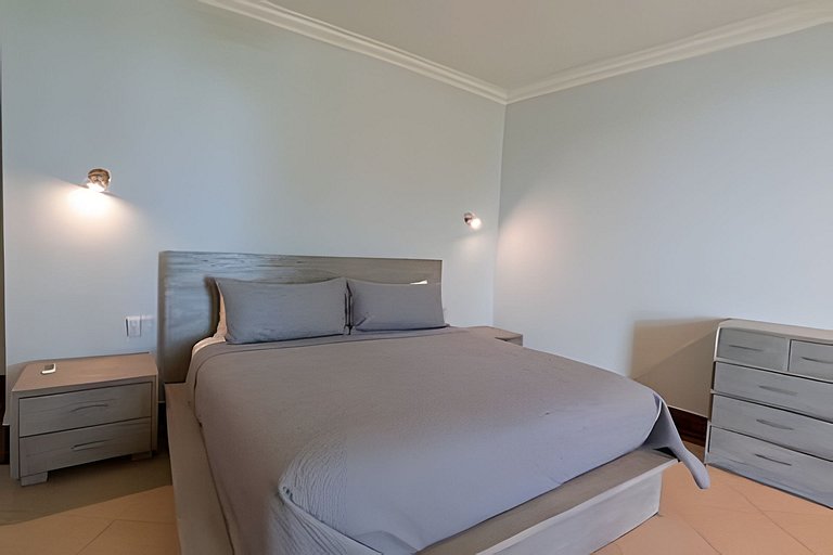 Beachfront Oasis at Ocean One: Ideal for Families