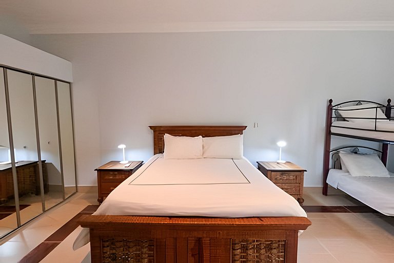 Beachfront Oasis at Ocean One: Ideal for Families