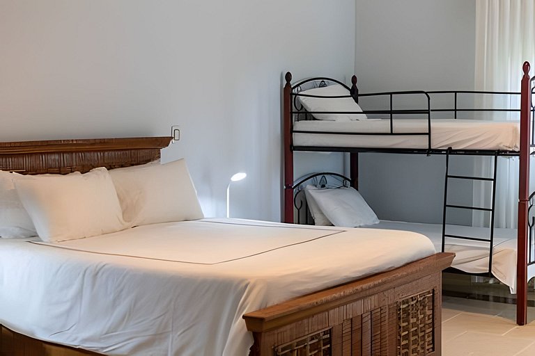 Beachfront Oasis at Ocean One: Ideal for Families