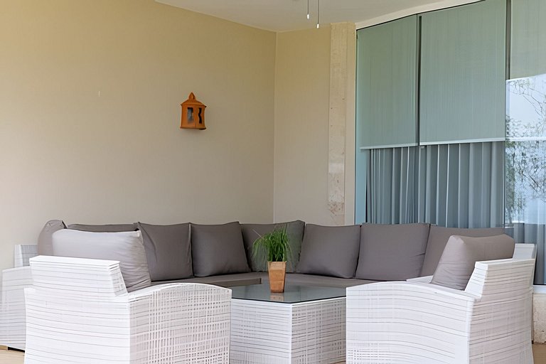 Beachfront Oasis at Ocean One: Ideal for Families