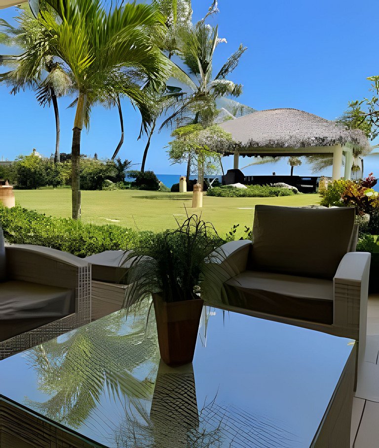 Beachfront Oasis at Ocean One: Ideal for Families