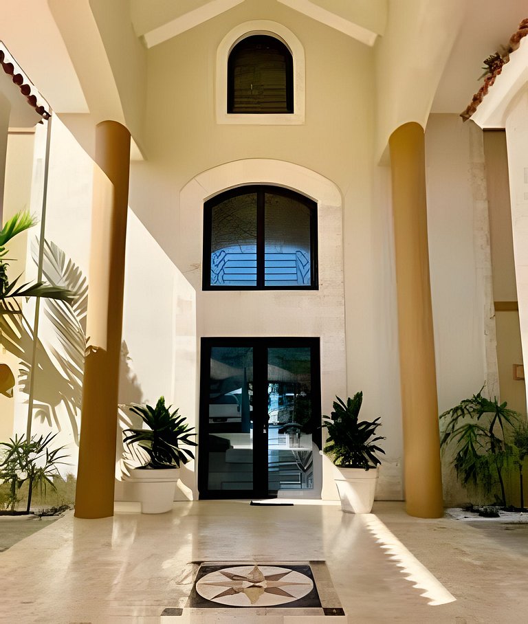 Beachfront Oasis at Ocean One: Ideal for Families